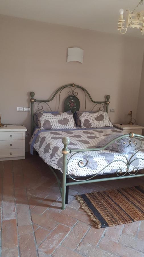 מונטיקיארי Casa Vacanze Soleluna מראה חיצוני תמונה