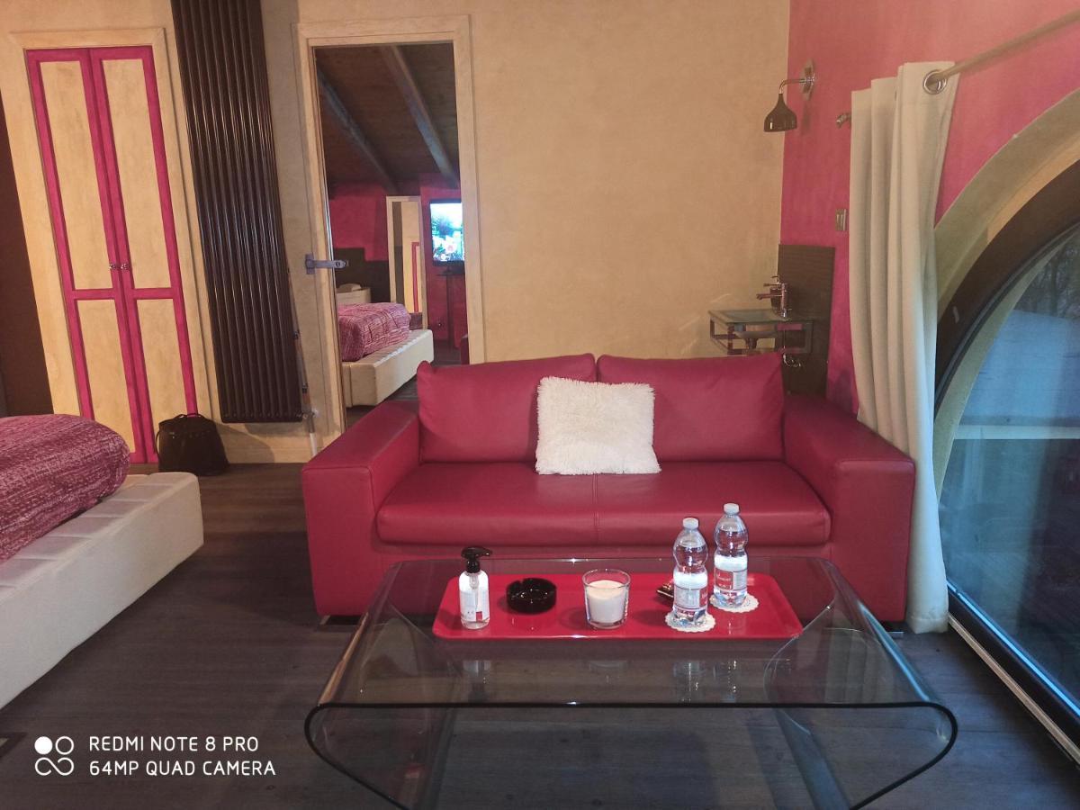 מונטיקיארי Casa Vacanze Soleluna מראה חיצוני תמונה