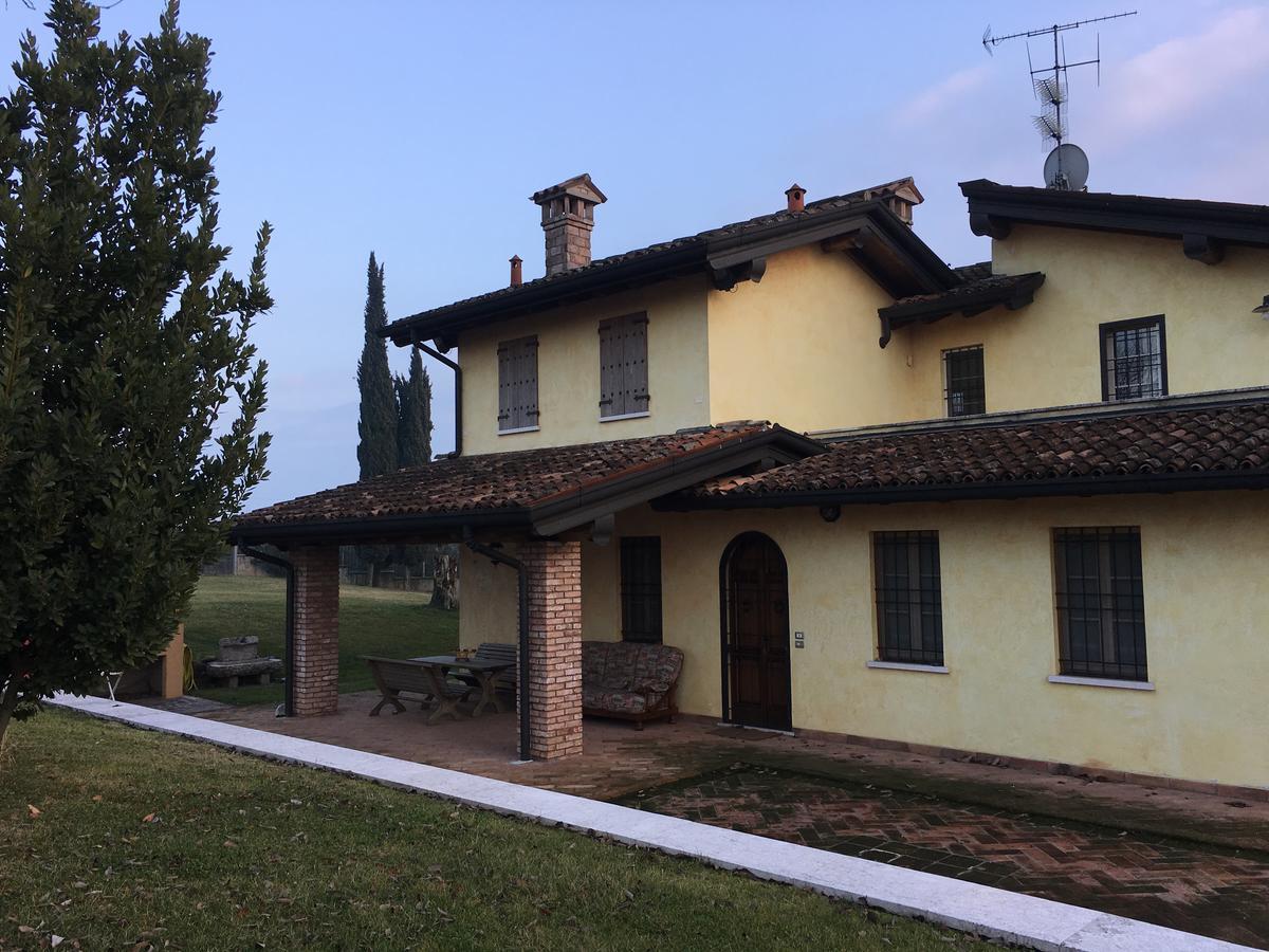 מונטיקיארי Casa Vacanze Soleluna מראה חיצוני תמונה