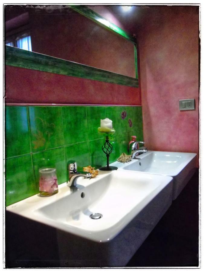 מונטיקיארי Casa Vacanze Soleluna מראה חיצוני תמונה